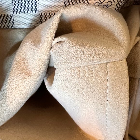 Louis Vuitton Artsy MM Damier Azur - Picture 5 of 9